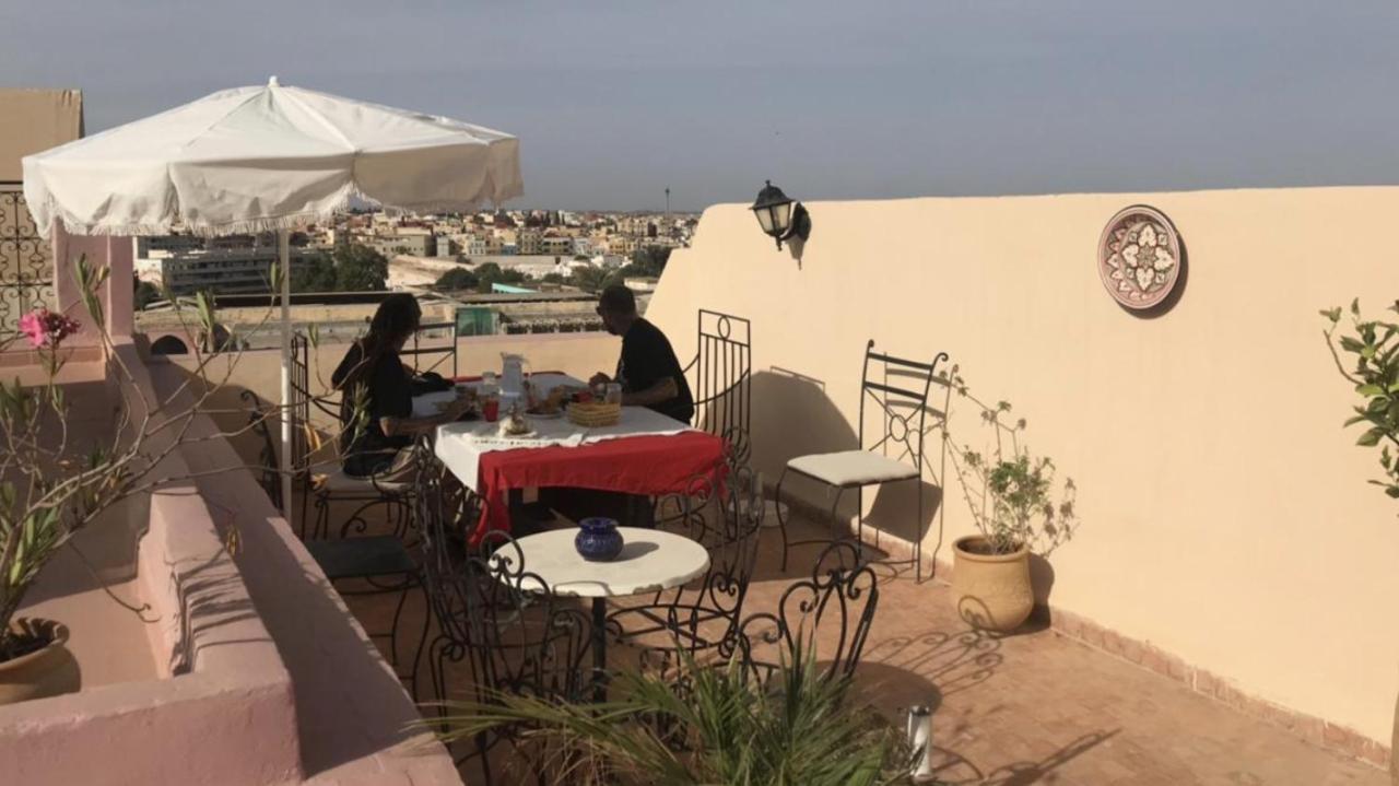 Riad Felloussia Meknès Exterior foto